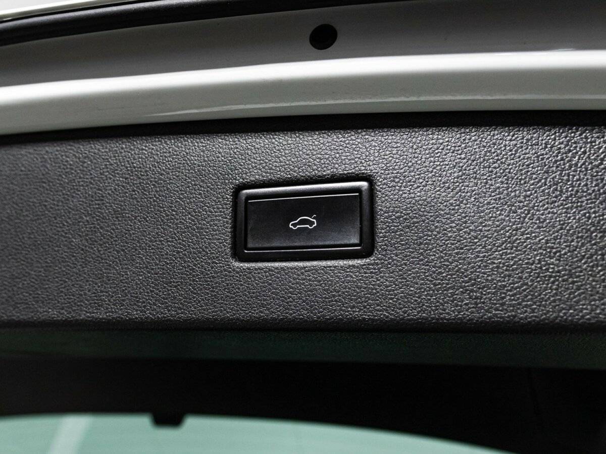 Volkswagen Tiguan б/у, 2018, Роботизированная. Фото: #15