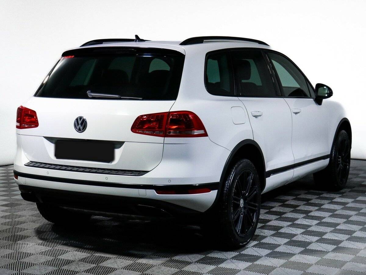 Volkswagen Touareg б/у, 2015, Автоматическая. Фото: #4