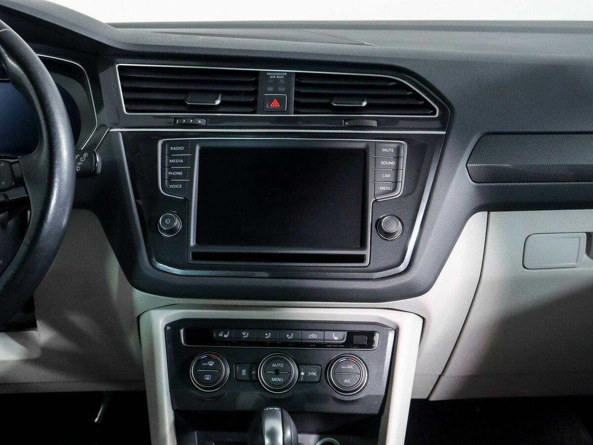 Volkswagen Tiguan б/у, 2017, Роботизированная. Фото: #12