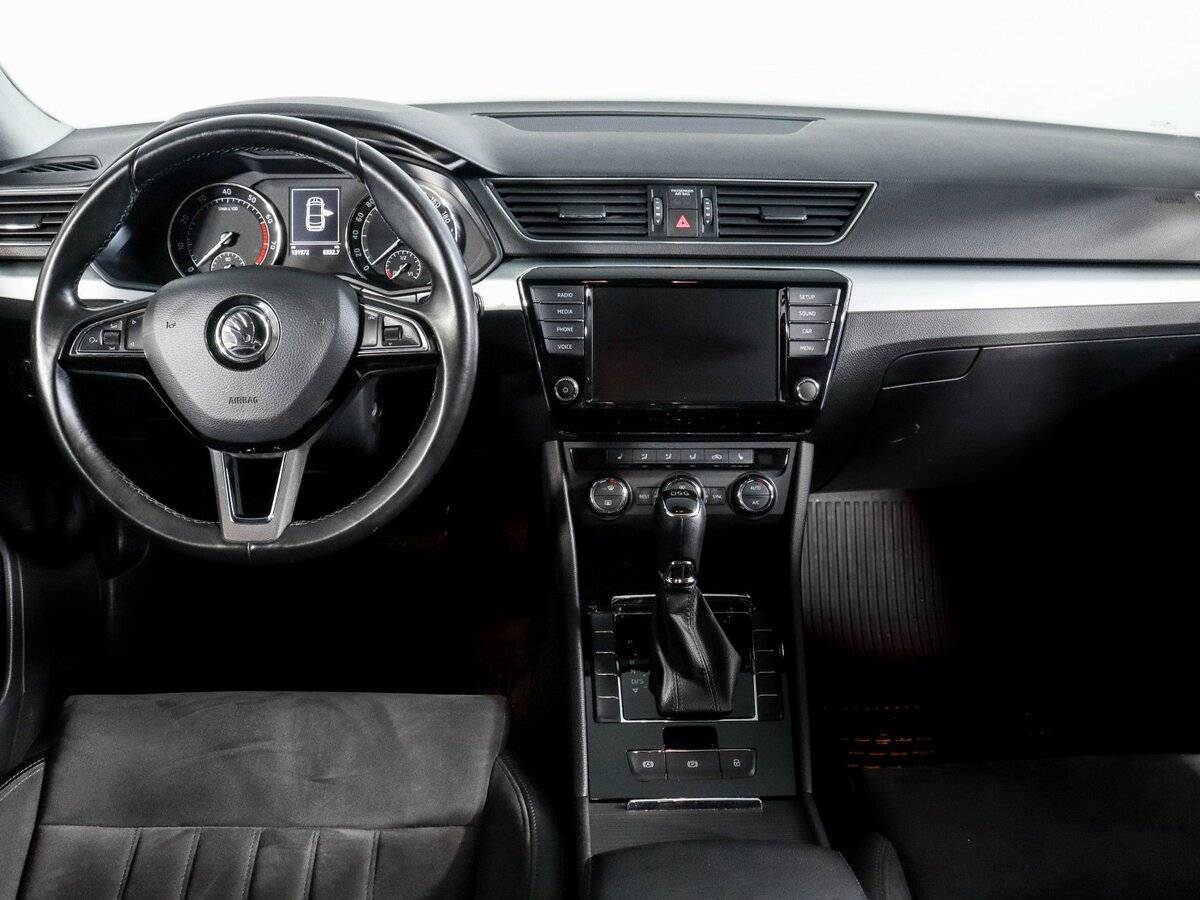 Skoda Superb б/у, 2017, Роботизированная. Фото: #8