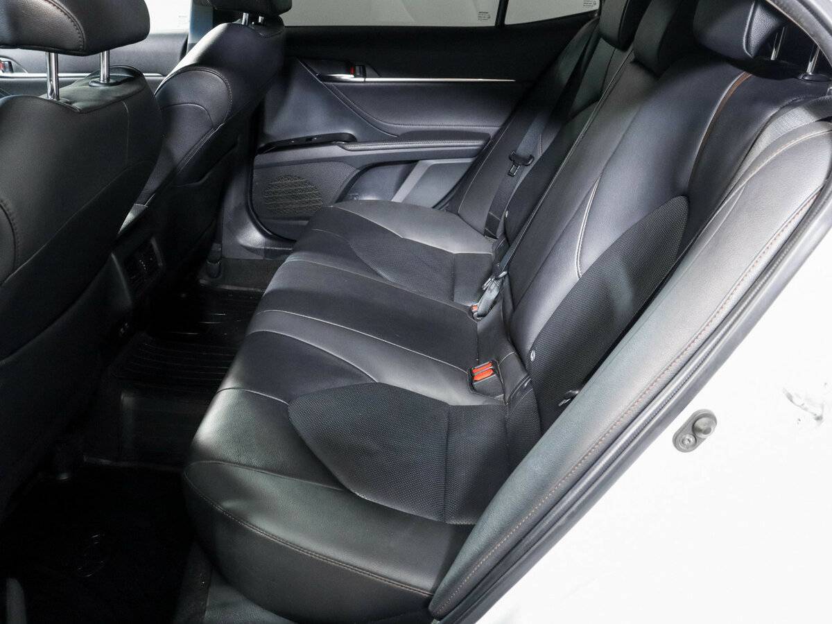 Toyota Camry б/у, 2021, Автоматическая. Фото: #9