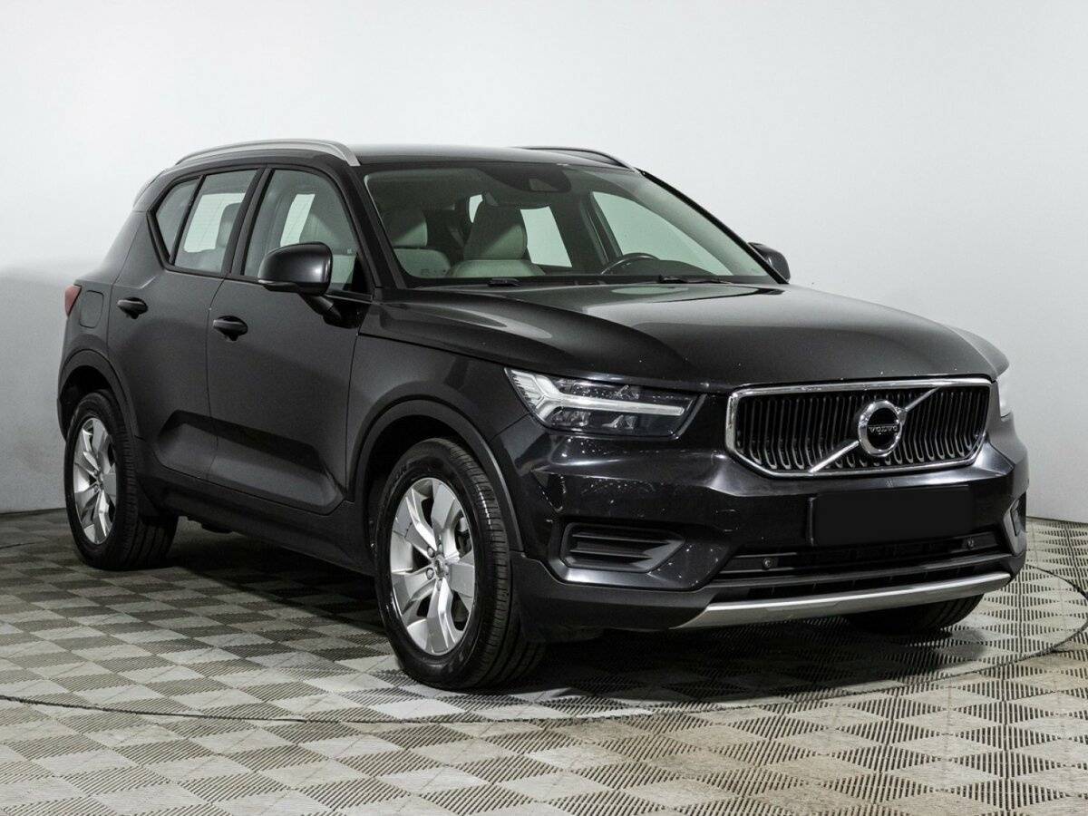 Volvo XC40 б/у, 2018, Автоматическая. Фото: #2