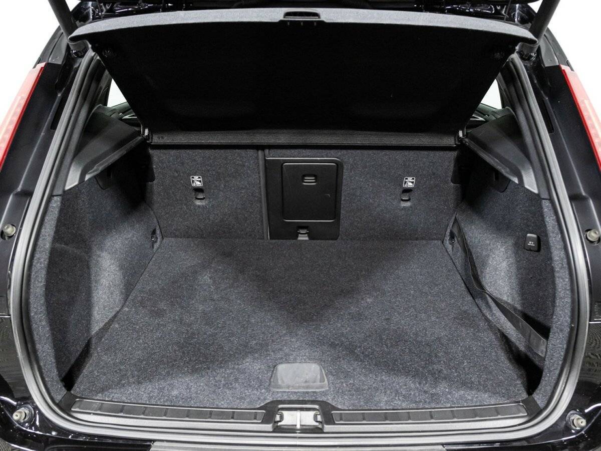 Volvo XC40 б/у, 2018, Автоматическая. Фото: #14