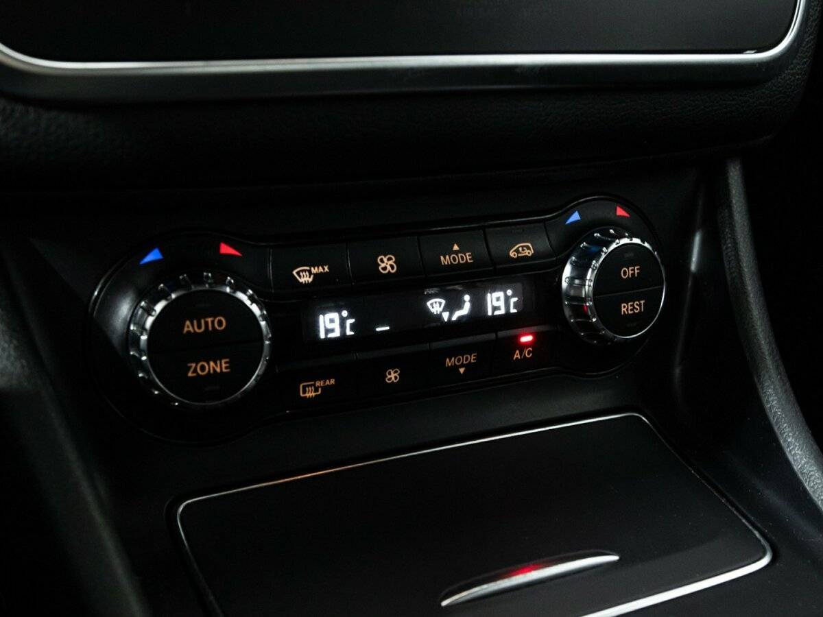 Mercedes-Benz CLA б/у, 2018, Роботизированная. Фото: #16