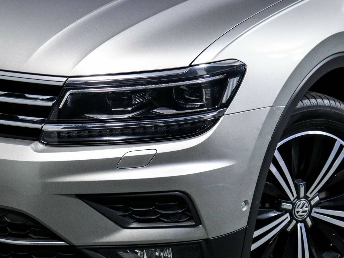 Volkswagen Tiguan б/у, 2017, Роботизированная. Фото: #12