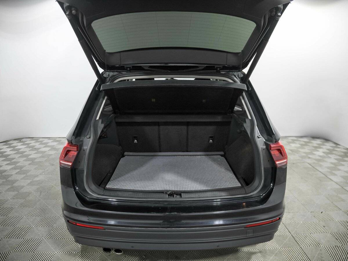 Volkswagen Tiguan б/у, 2017, Роботизированная. Фото: #17