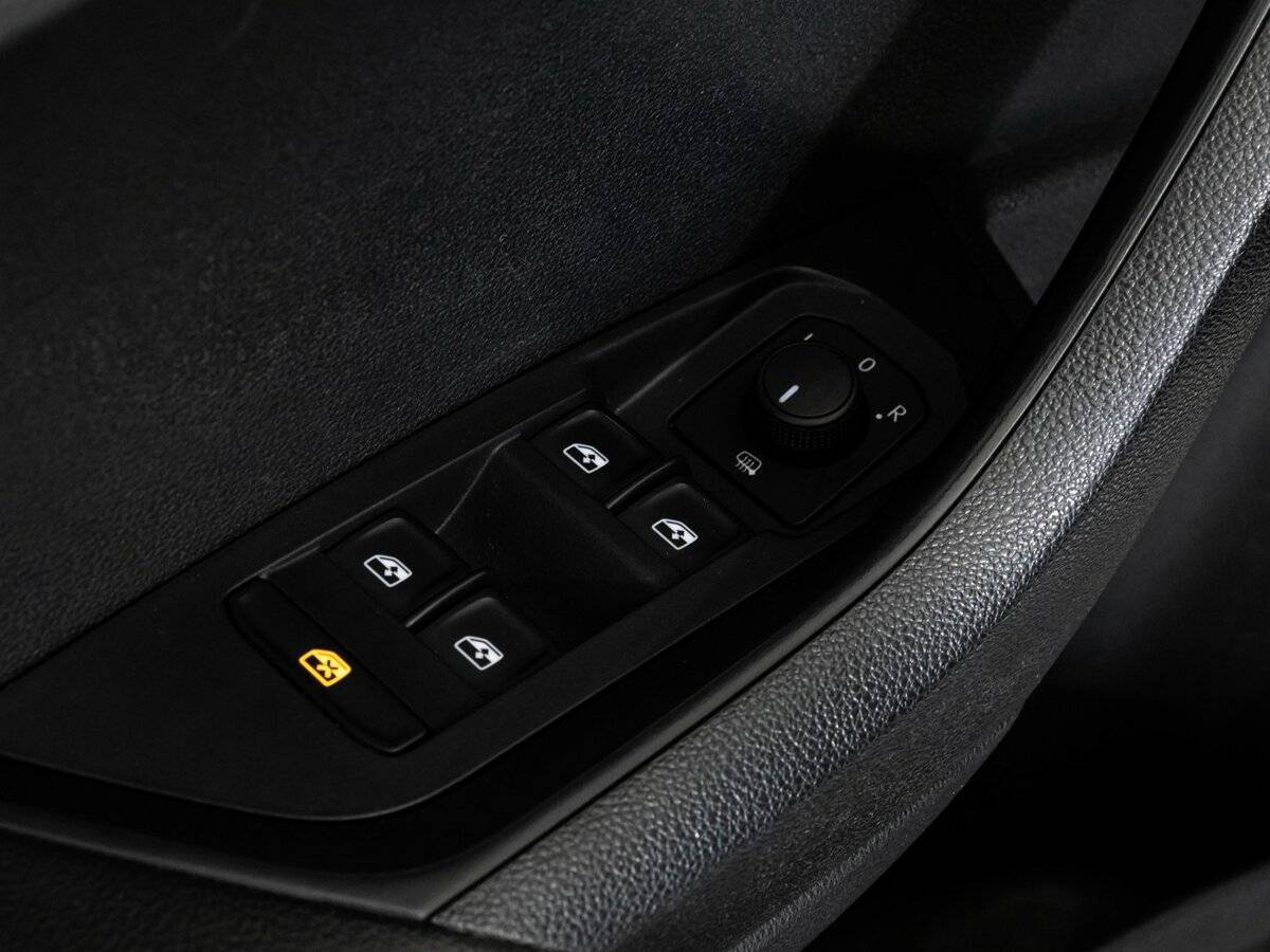 Skoda Karoq б/у, 2021, Автоматическая. Фото: #14