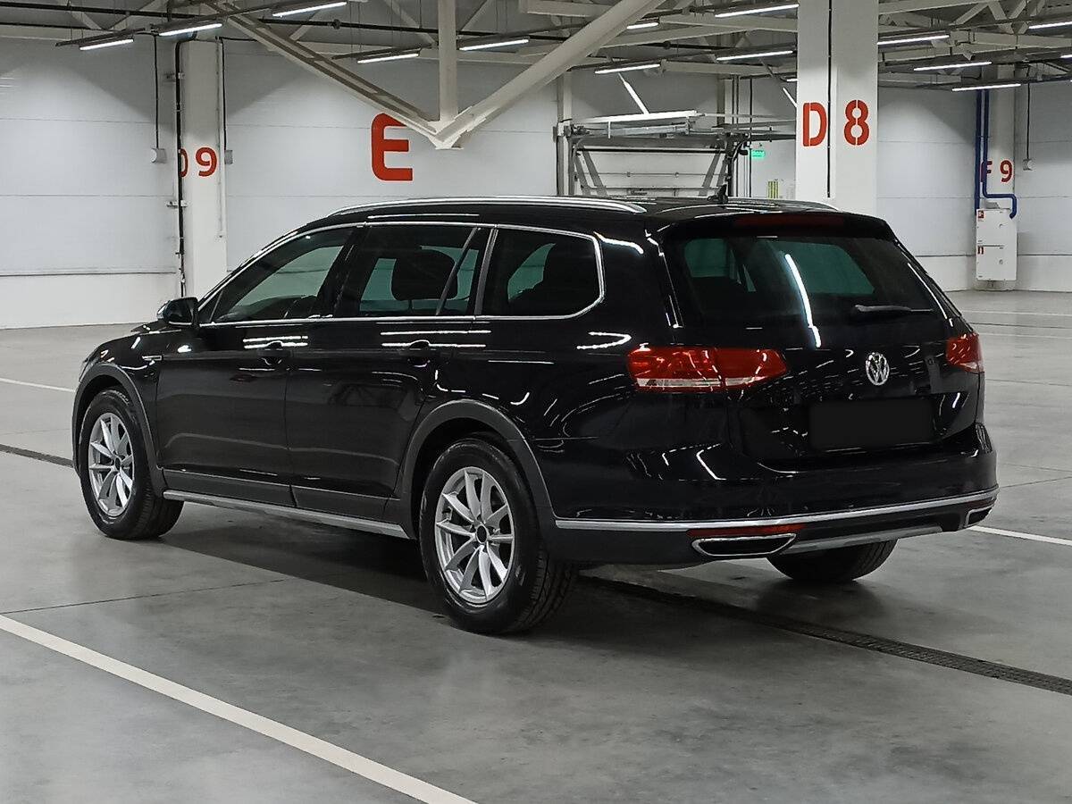 Volkswagen Passat б/у, 2018, Роботизированная. Фото: #6