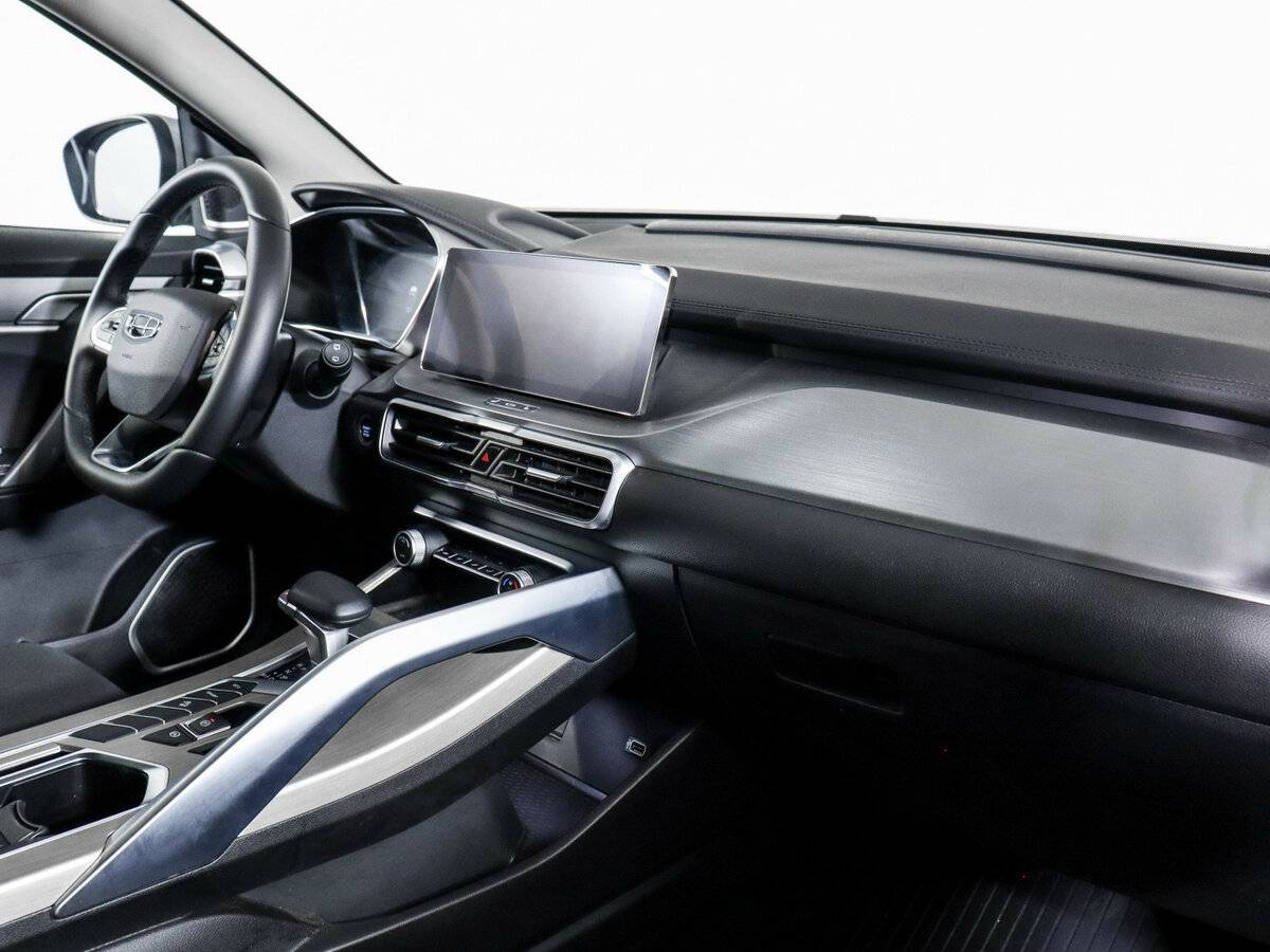 Geely Coolray б/у, 2023, Роботизированная. Фото: #5