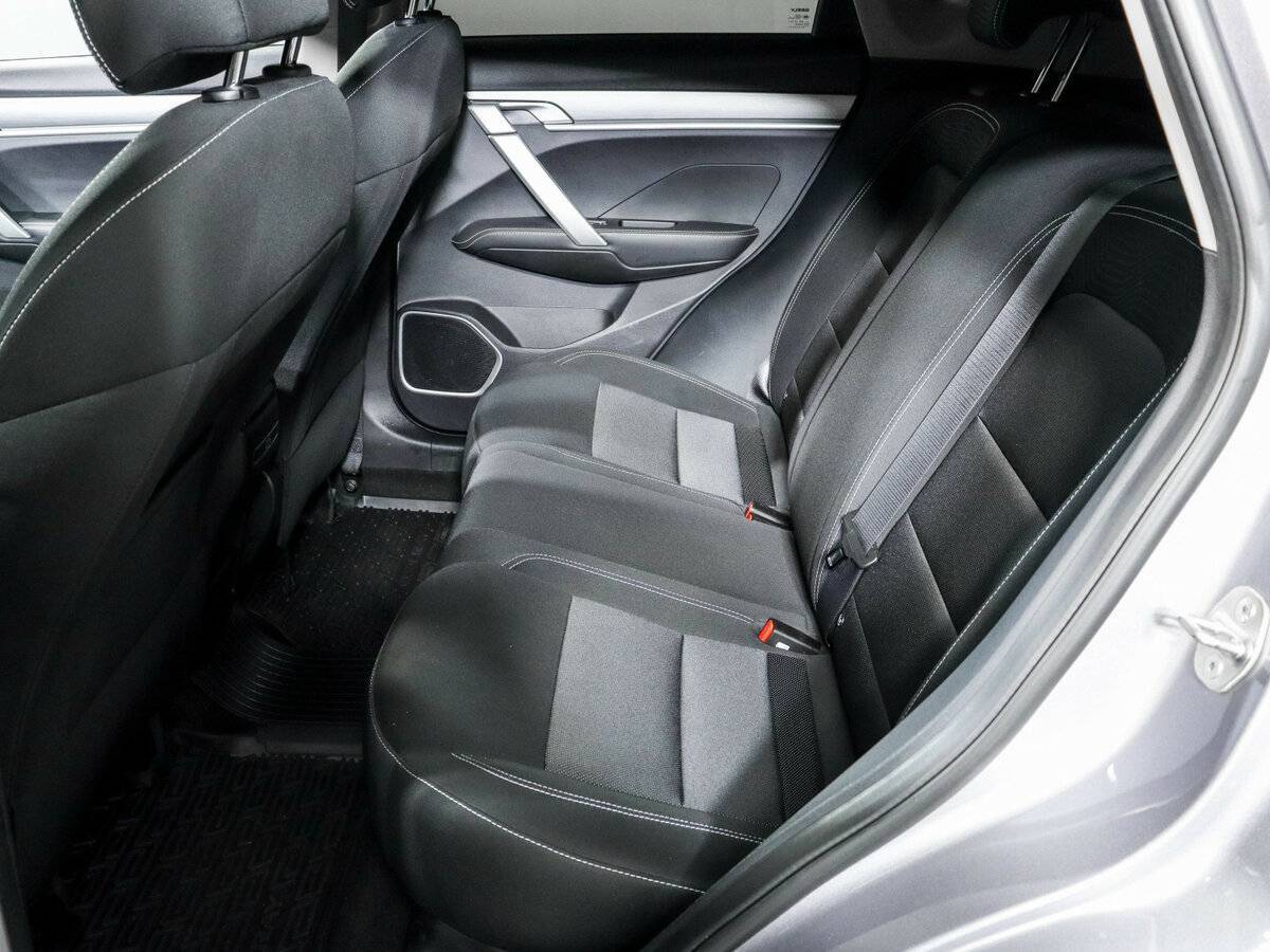 Geely Coolray б/у, 2023, Роботизированная. Фото: #6