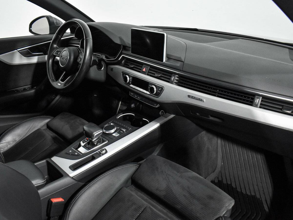 Audi A4 б/у, 2016, Роботизированная. Фото: #12