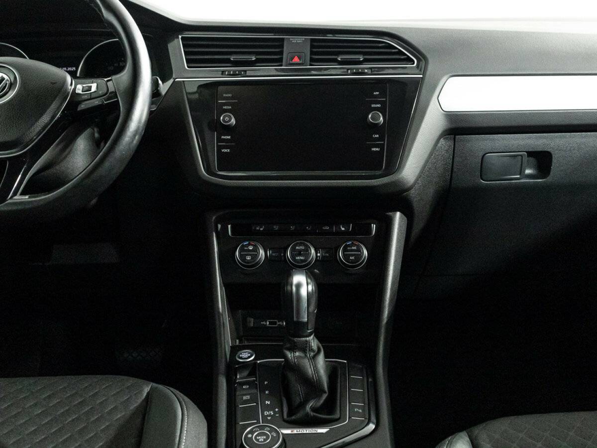 Volkswagen Tiguan б/у, 2020, Роботизированная. Фото: #13