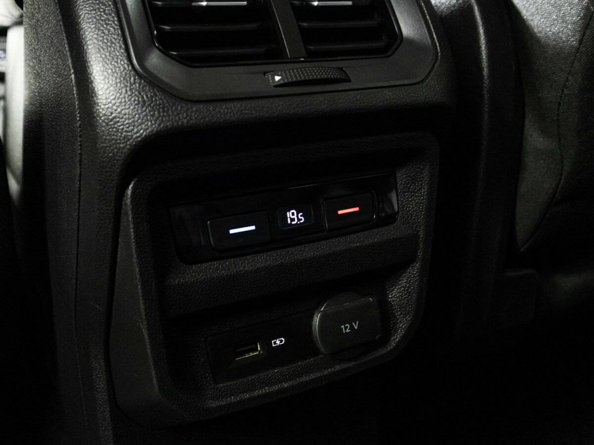 Volkswagen Tiguan б/у, 2020, Роботизированная. Фото: #21