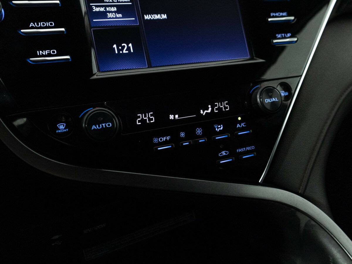 Toyota Camry б/у, 2020, Автоматическая. Фото: #17