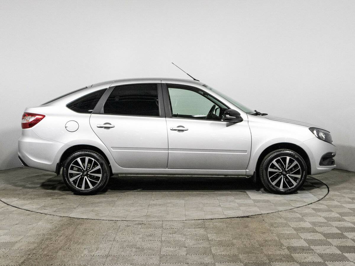 Lada (ВАЗ) Granta б/у, 2024, Механическая. Фото: #3