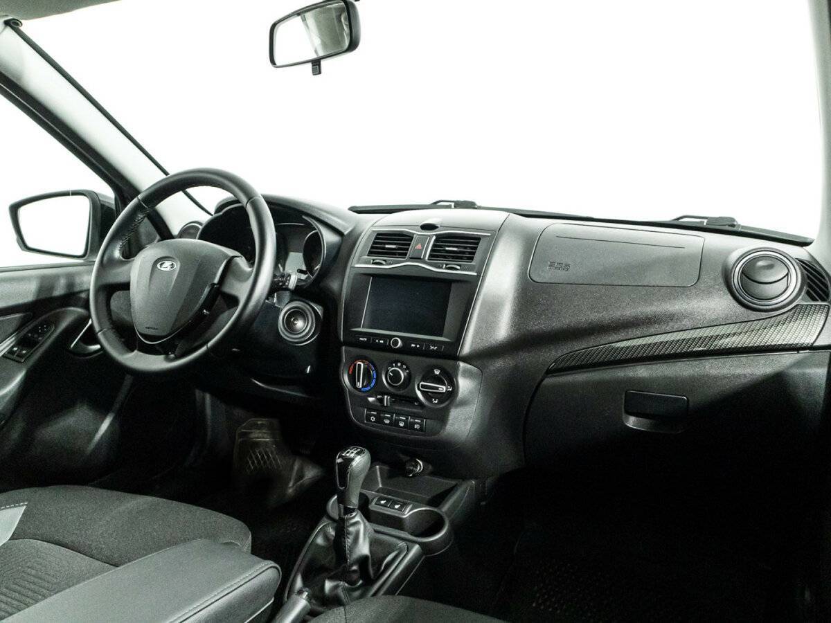 Lada (ВАЗ) Granta б/у, 2024, Механическая. Фото: #8