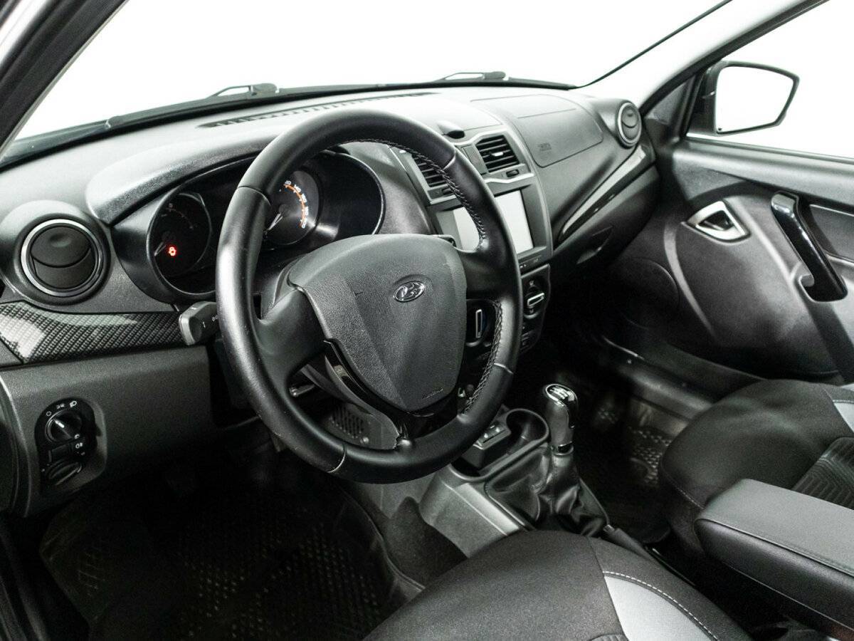 Lada (ВАЗ) Granta б/у, 2024, Механическая. Фото: #10