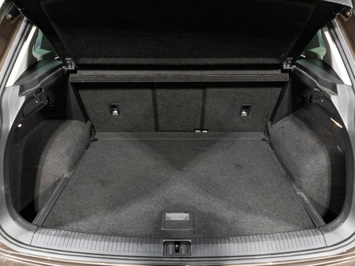 Volkswagen Tiguan б/у, 2017, Роботизированная. Фото: #14