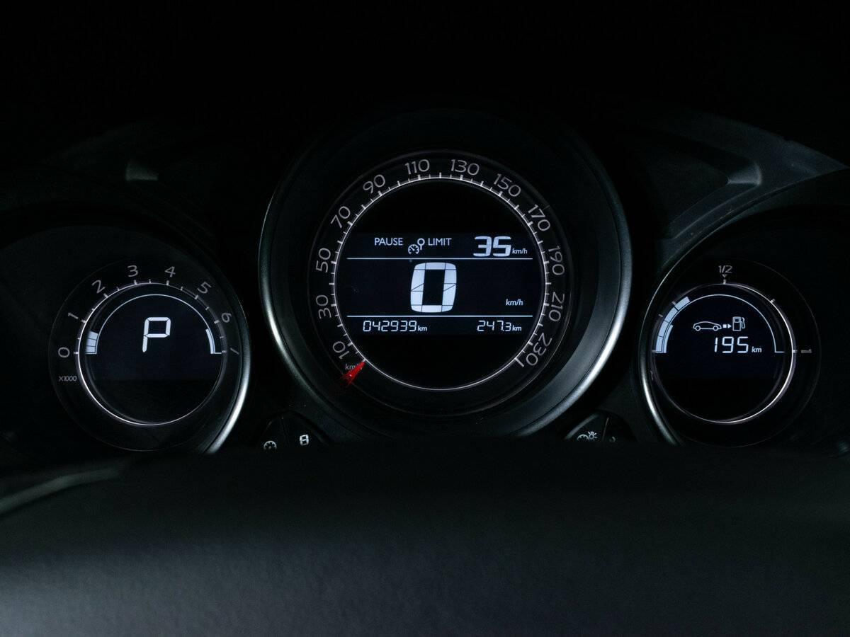 Citroen C4 б/у, 2013, Автоматическая. Фото: #10