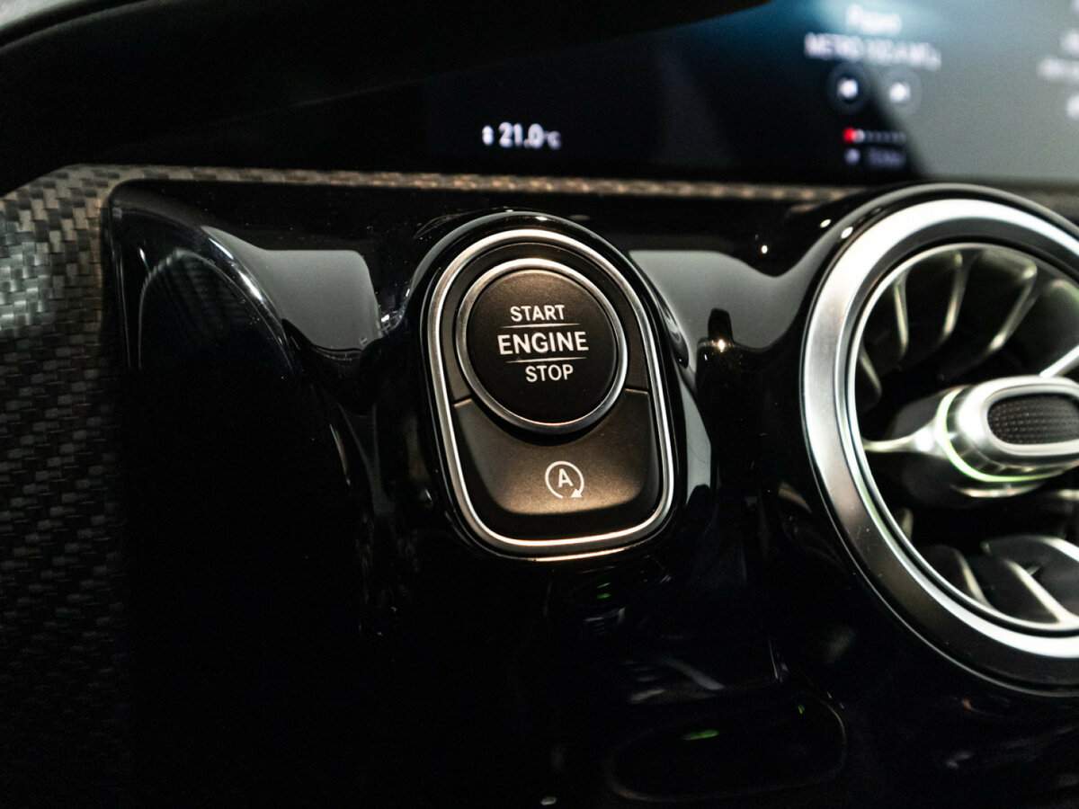 Mercedes-Benz A-Класс б/у, 2018, Роботизированная. Фото: #15