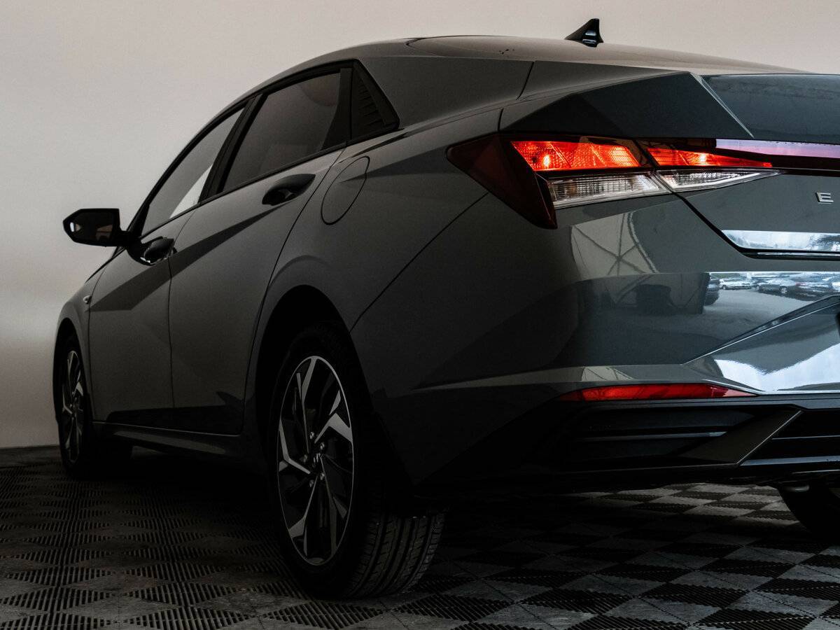 Hyundai Elantra б/у, 2021, Автоматическая. Фото: #8