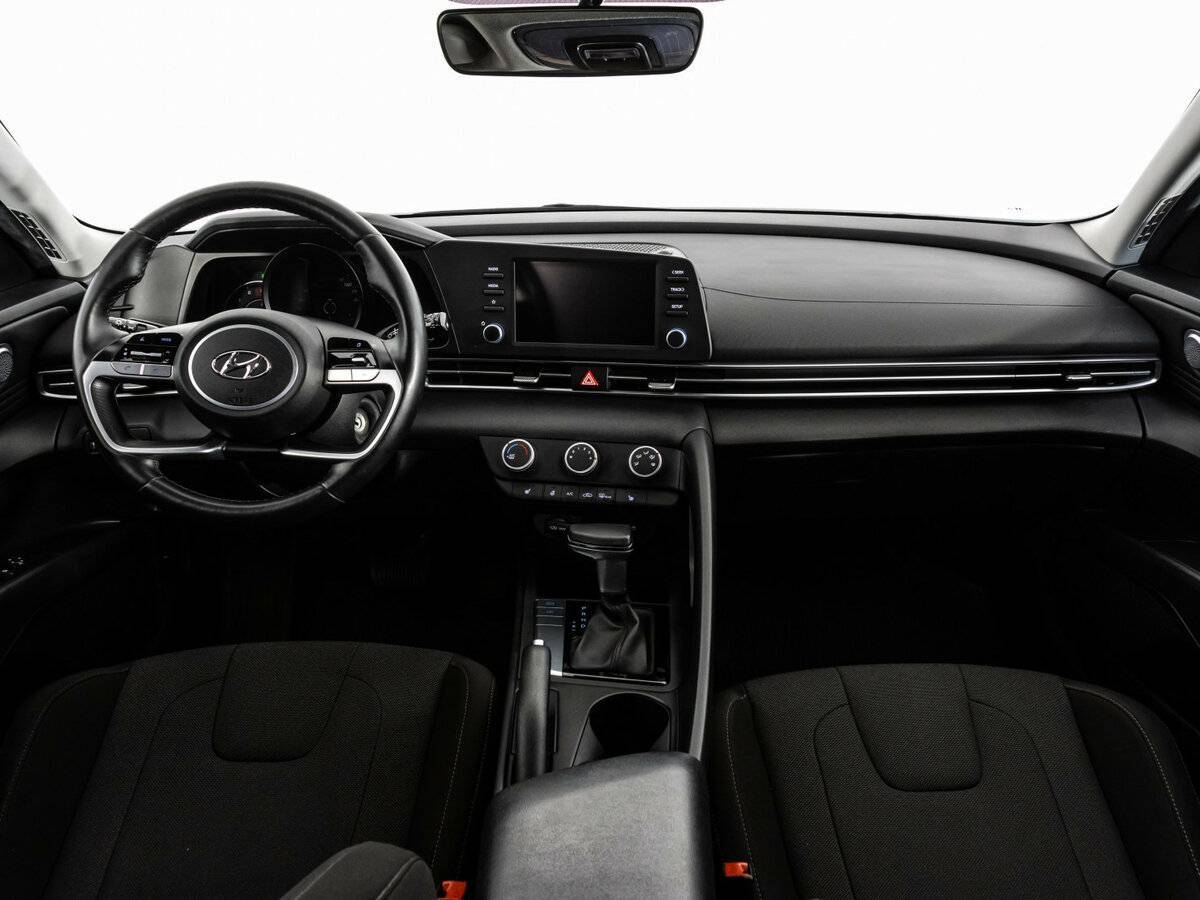 Hyundai Elantra б/у, 2021, Автоматическая. Фото: #10