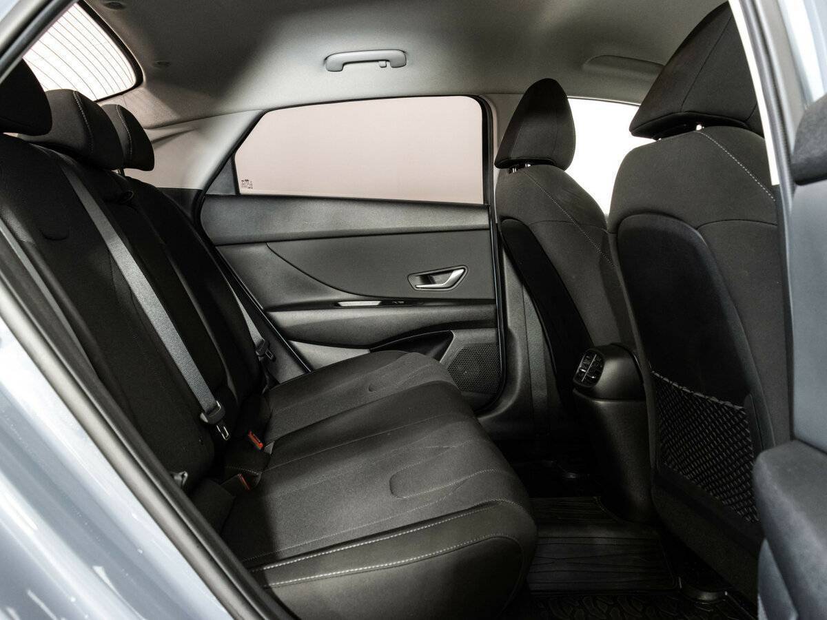 Hyundai Elantra б/у, 2021, Автоматическая. Фото: #18