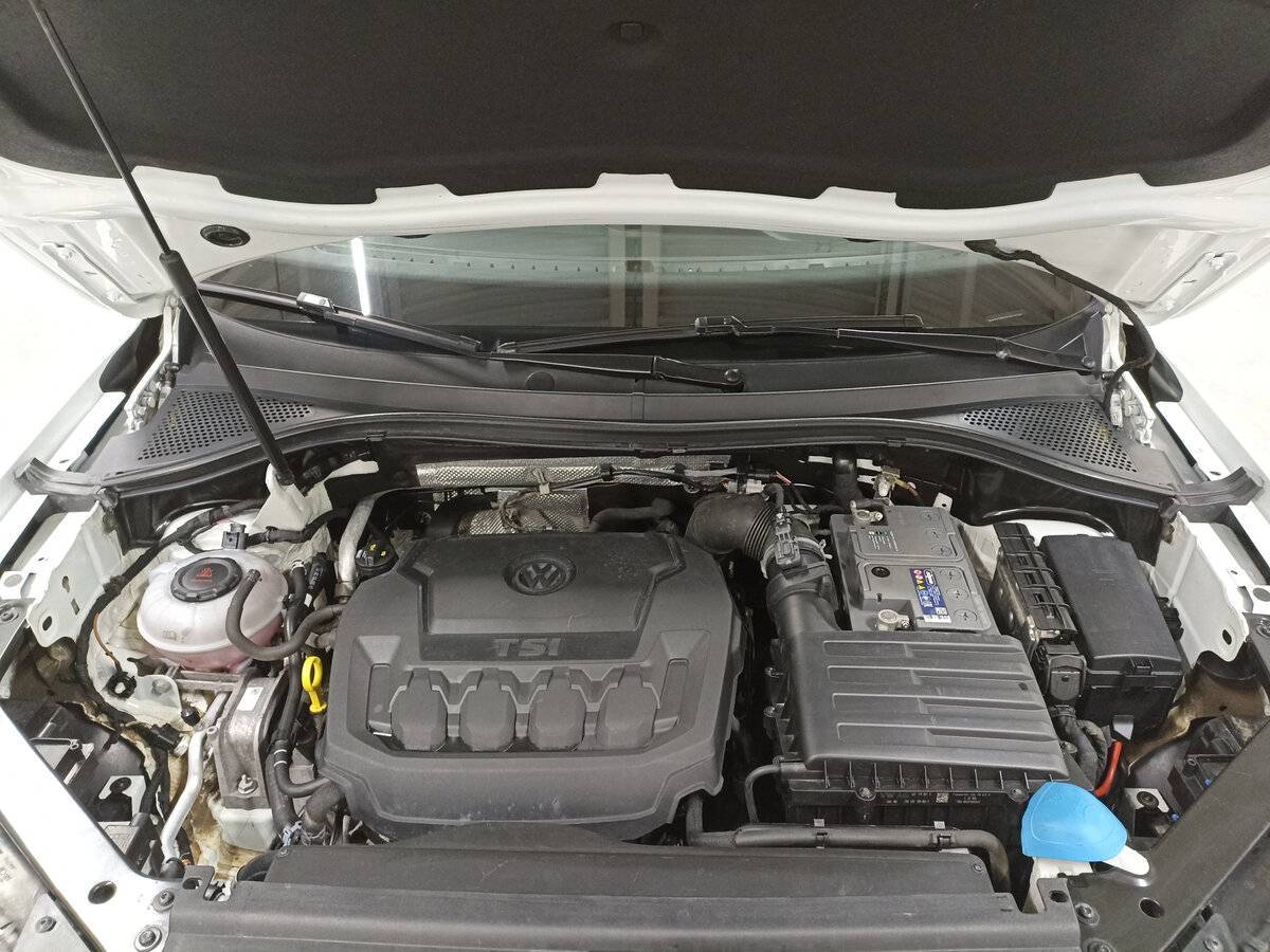 Volkswagen Tiguan б/у, 2018, Роботизированная. Фото: #8