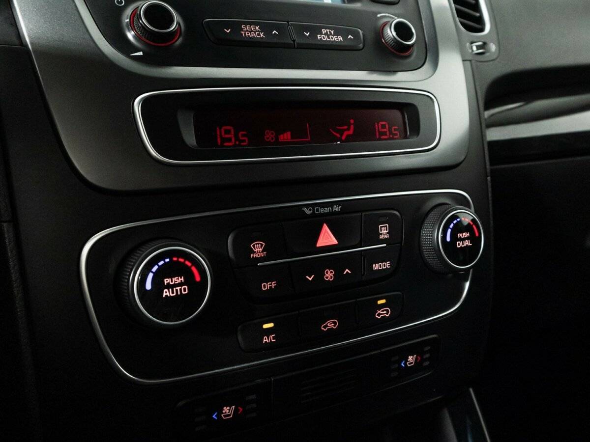 Kia Sorento б/у, 2018, Автоматическая. Фото: #12