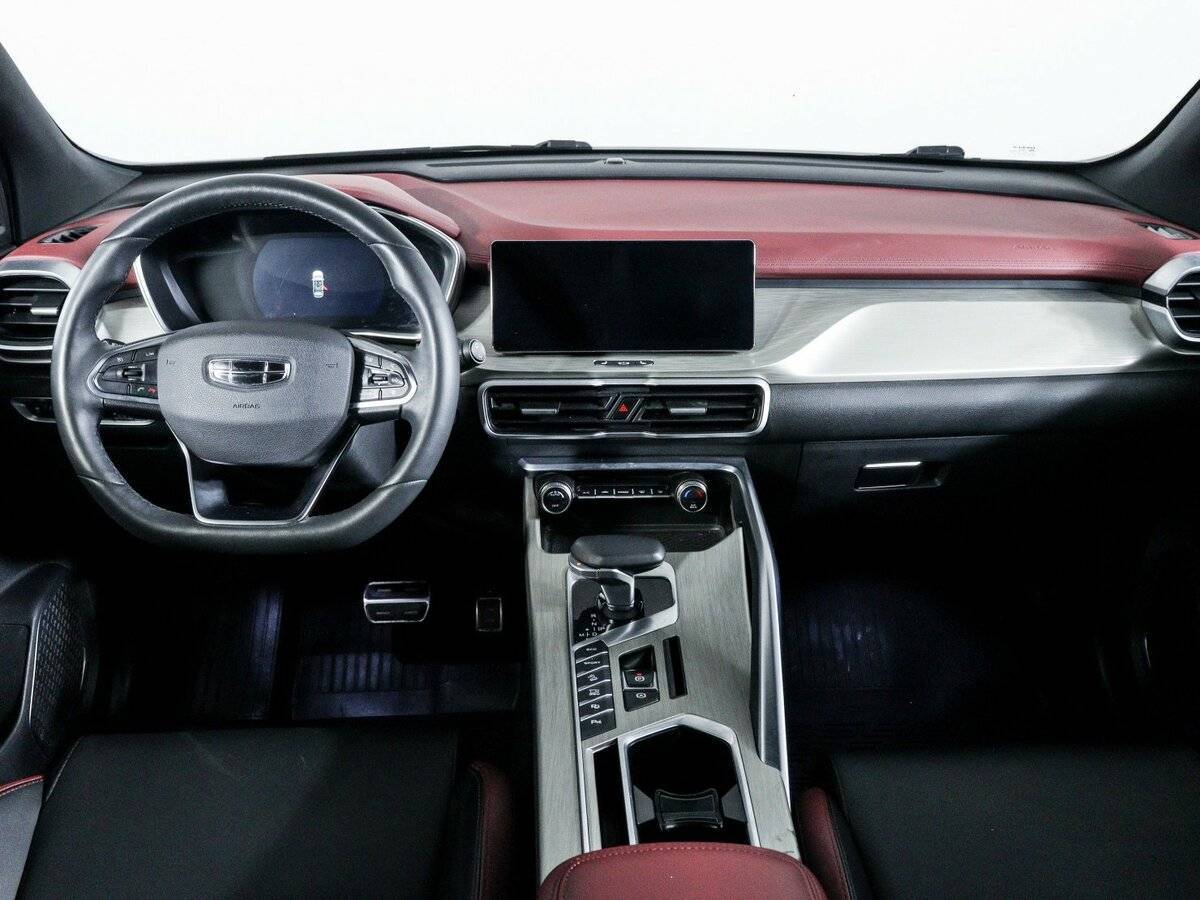 Geely Coolray б/у, 2023, Роботизированная. Фото: #8