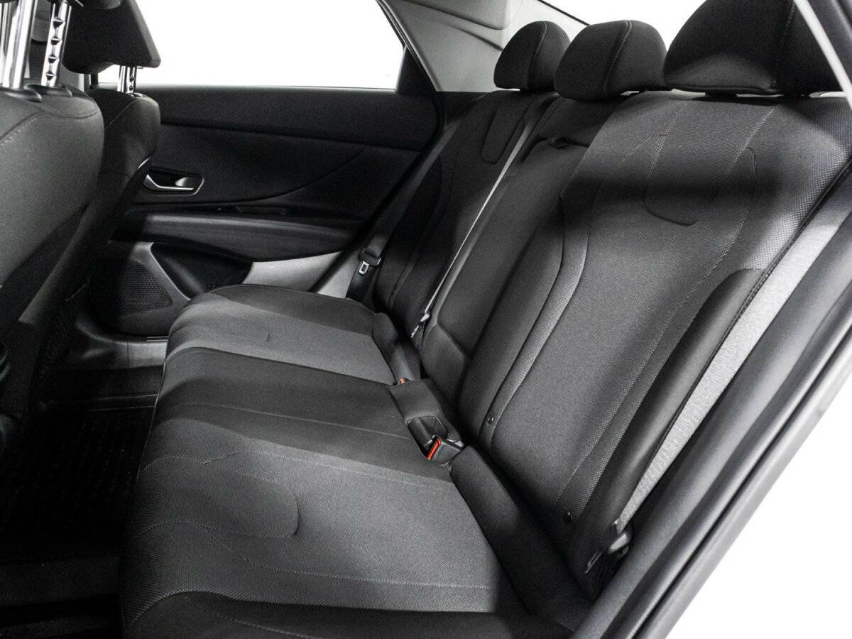 Hyundai Elantra б/у, 2021, Автоматическая. Фото: #9