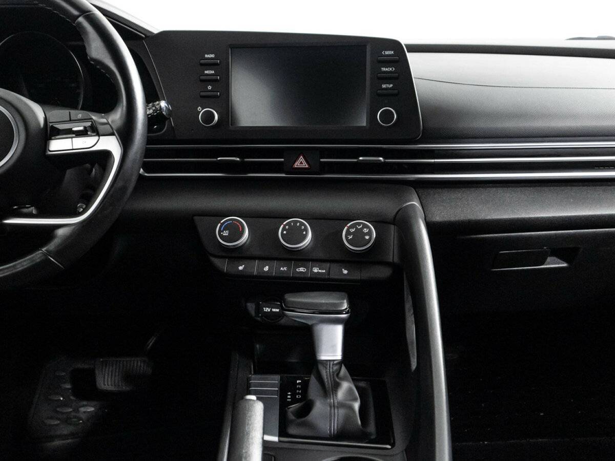 Hyundai Elantra б/у, 2021, Автоматическая. Фото: #13