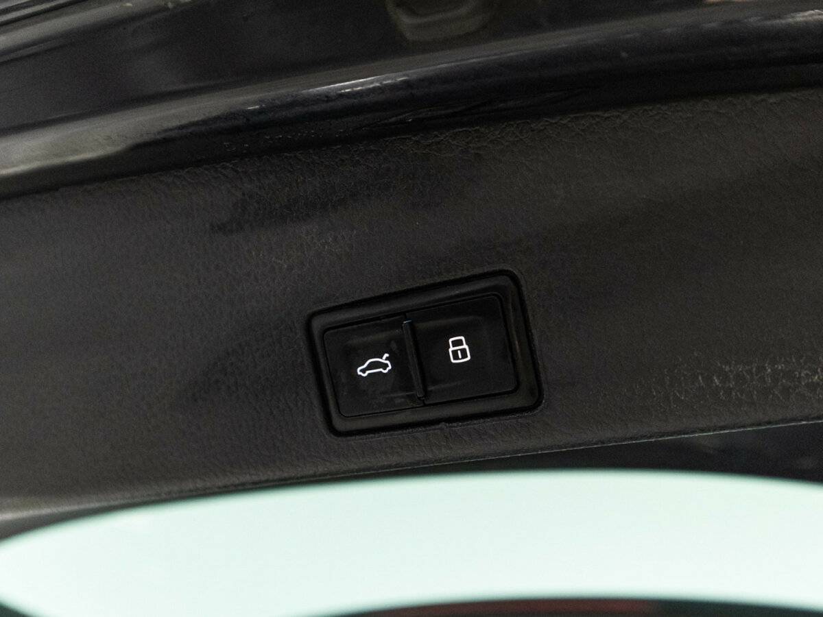 Volkswagen Touareg б/у, 2016, Автоматическая. Фото: #15