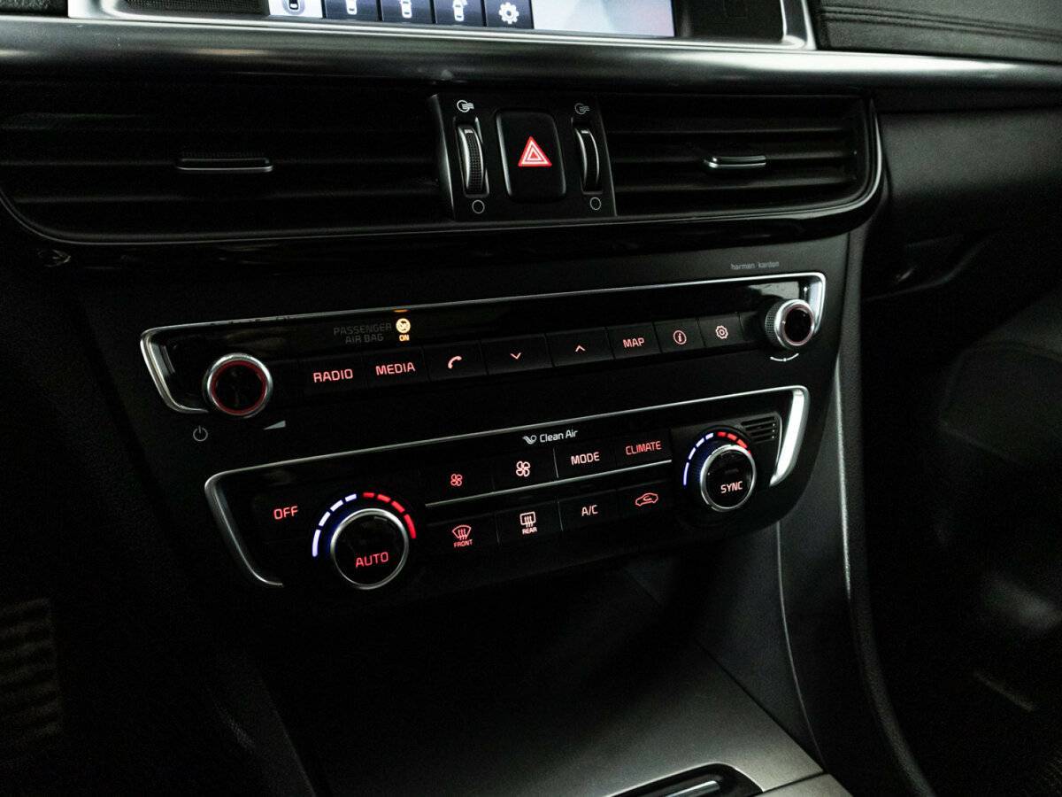 Kia Optima б/у, 2016, Автоматическая. Фото: #19