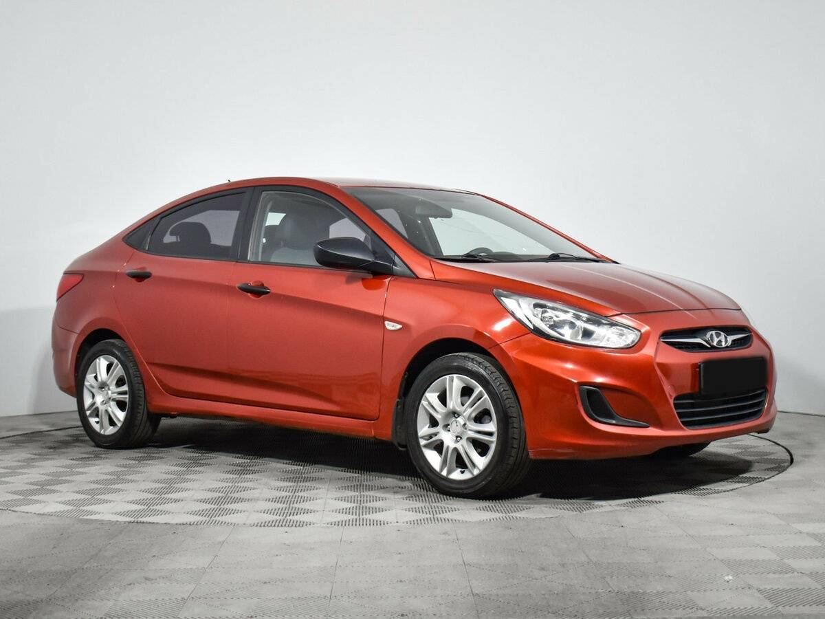 Хендай Солярис б/у, 2012, Автоматическая. Фото: #2