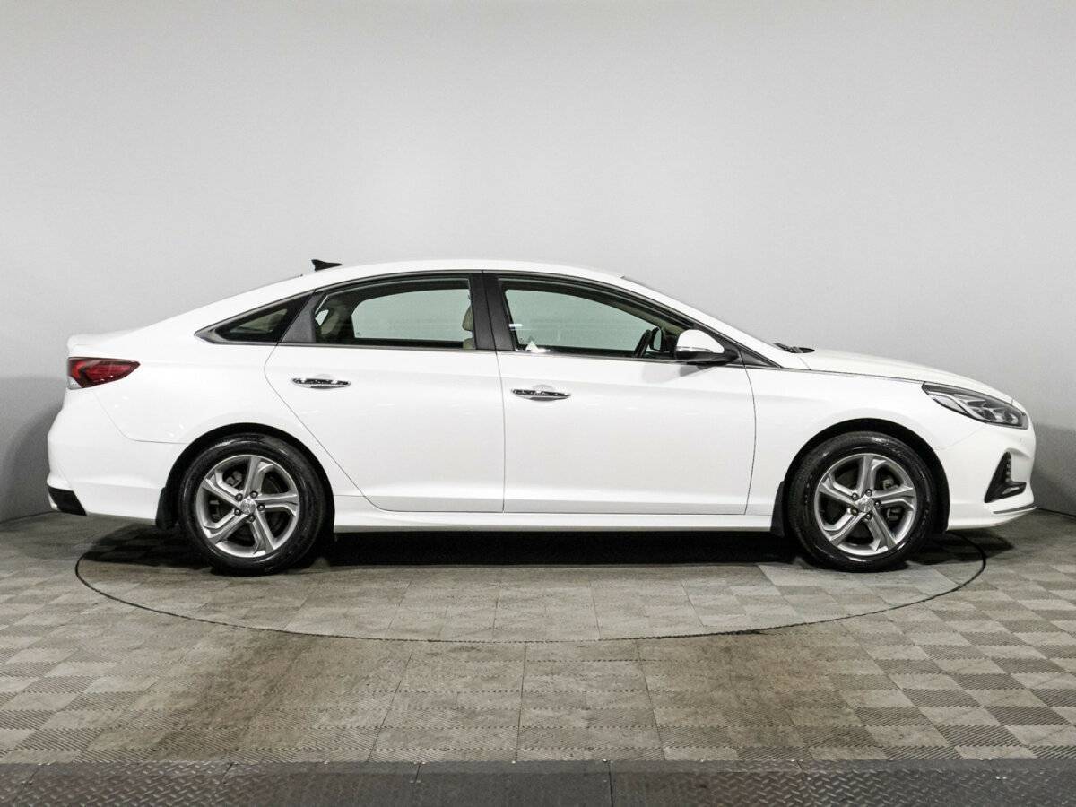 Hyundai Sonata б/у, 2017, Автоматическая. Фото: #3