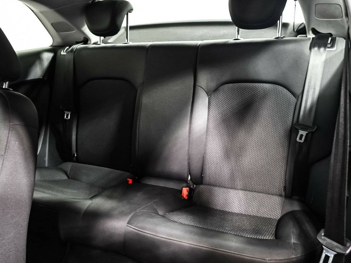 Audi A1 б/у, 2012, Роботизированная. Фото: #11