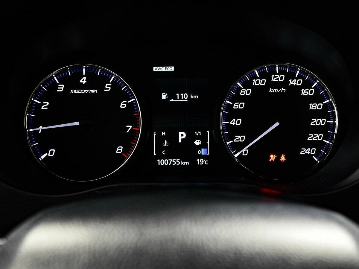 Mitsubishi Outlander б/у, 2020, Вариатор. Фото: #8