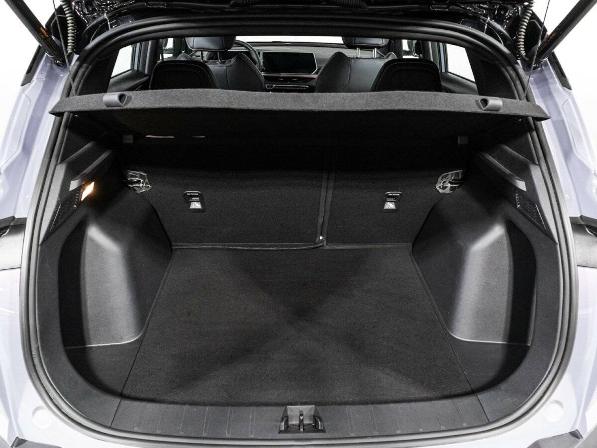 Geely Coolray б/у, 2023, Роботизированная. Фото: #14