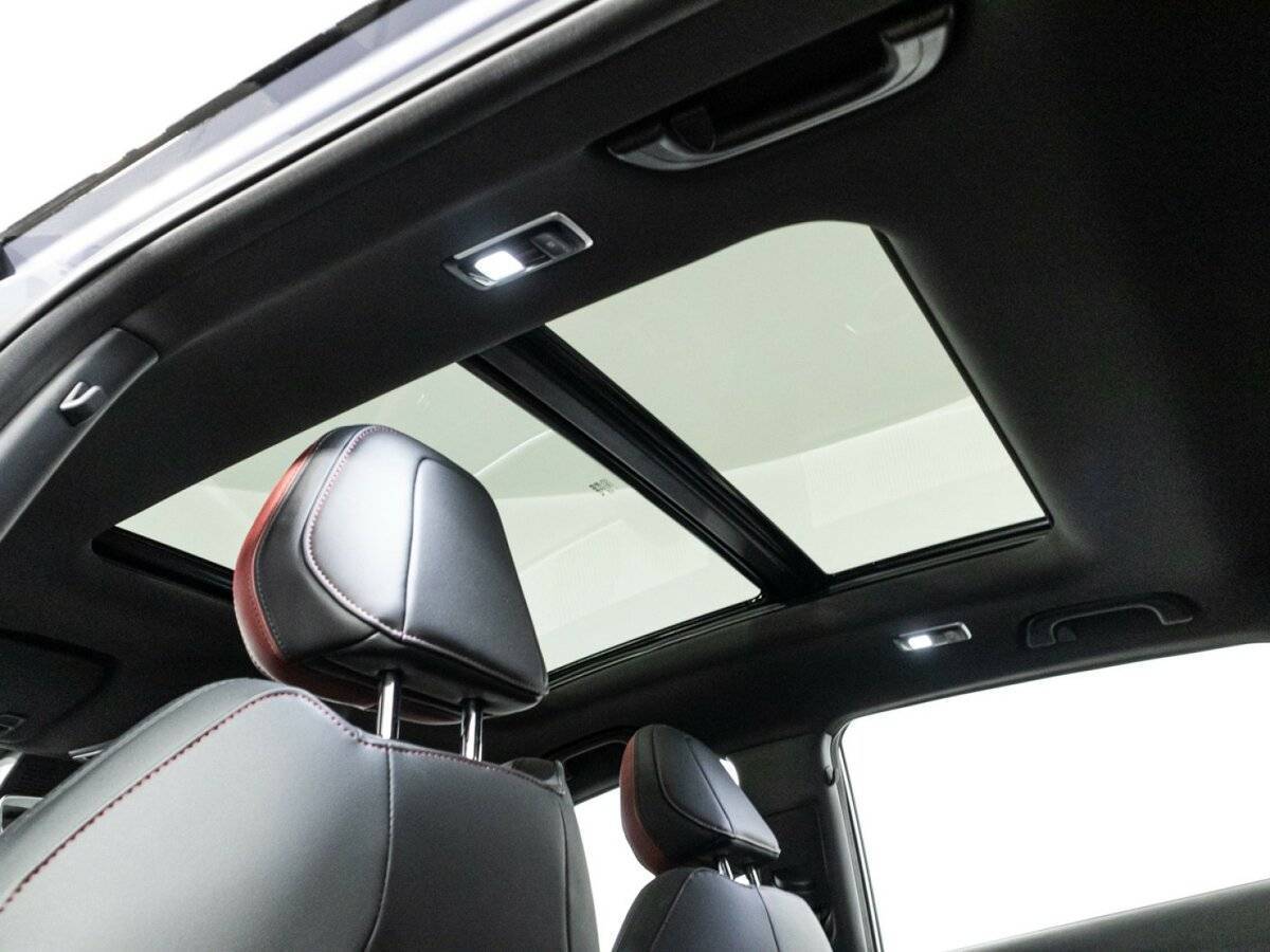 Geely Coolray б/у, 2023, Роботизированная. Фото: #16