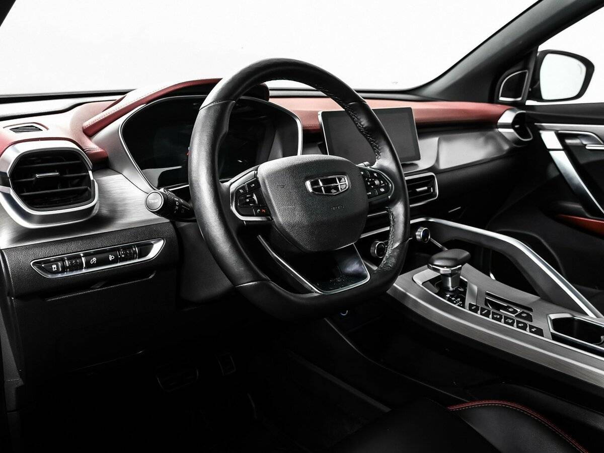 Geely Coolray б/у, 2023, Роботизированная. Фото: #12