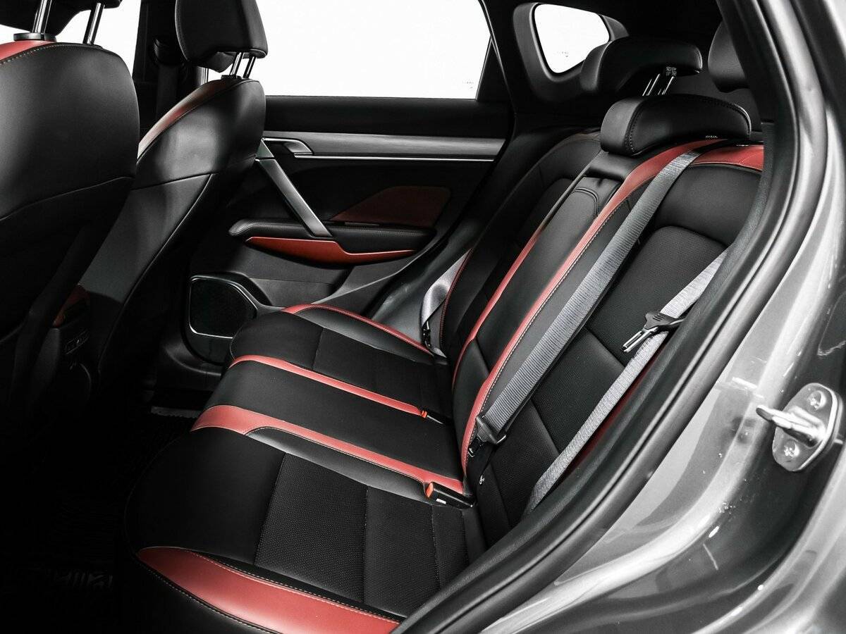 Geely Coolray б/у, 2023, Роботизированная. Фото: #13