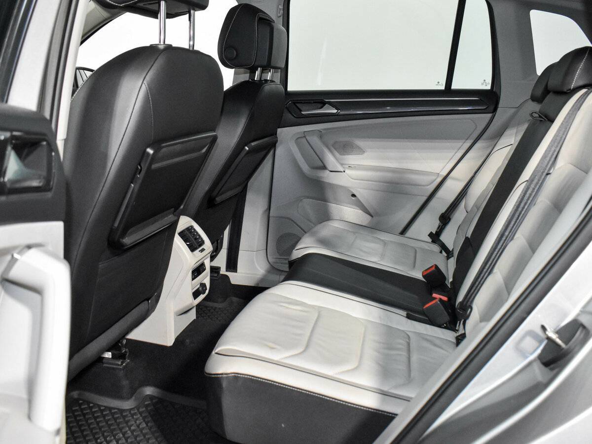 Volkswagen Tiguan б/у, 2017, Роботизированная. Фото: #11