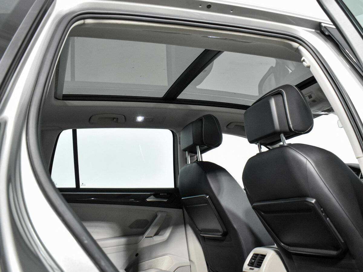 Volkswagen Tiguan б/у, 2017, Роботизированная. Фото: #12