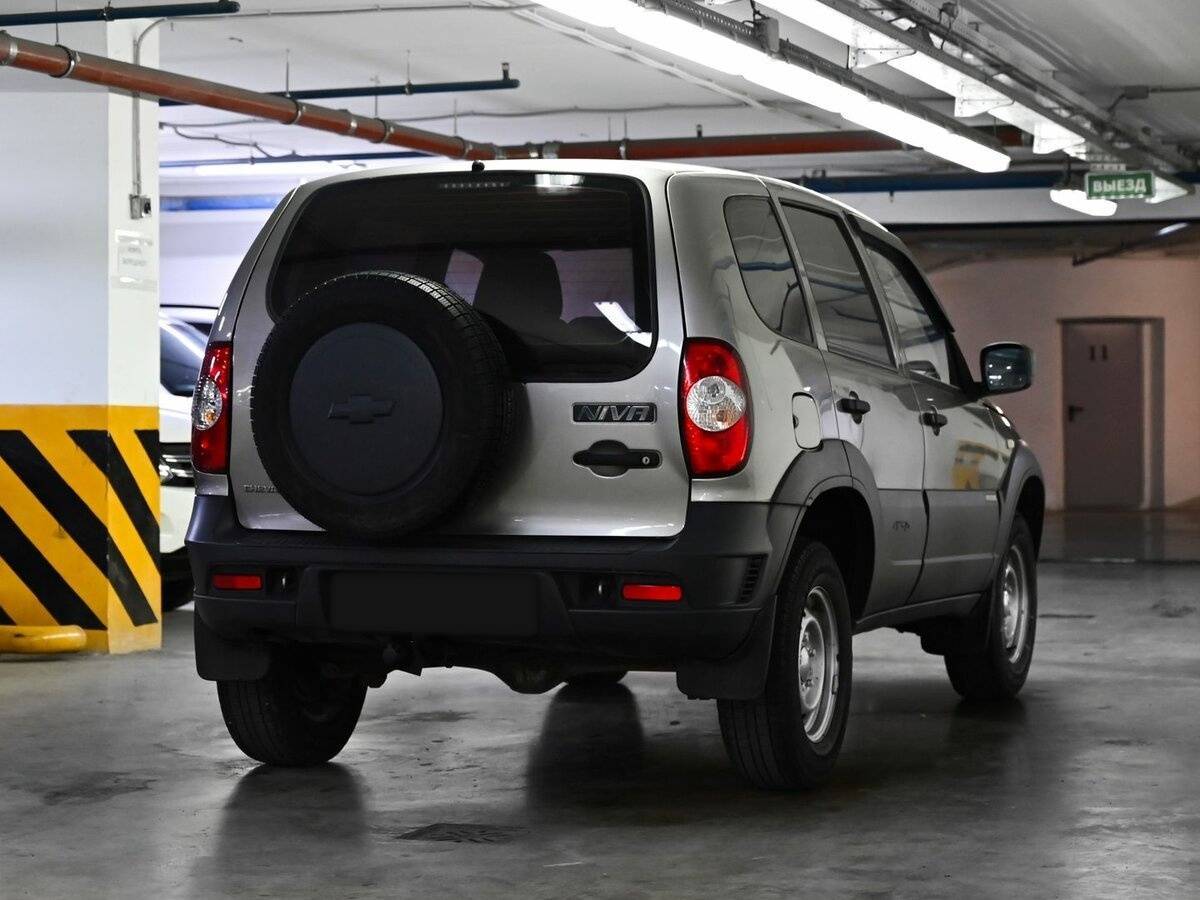 Chevrolet Niva б/у, 2014, Механическая. Фото: #3