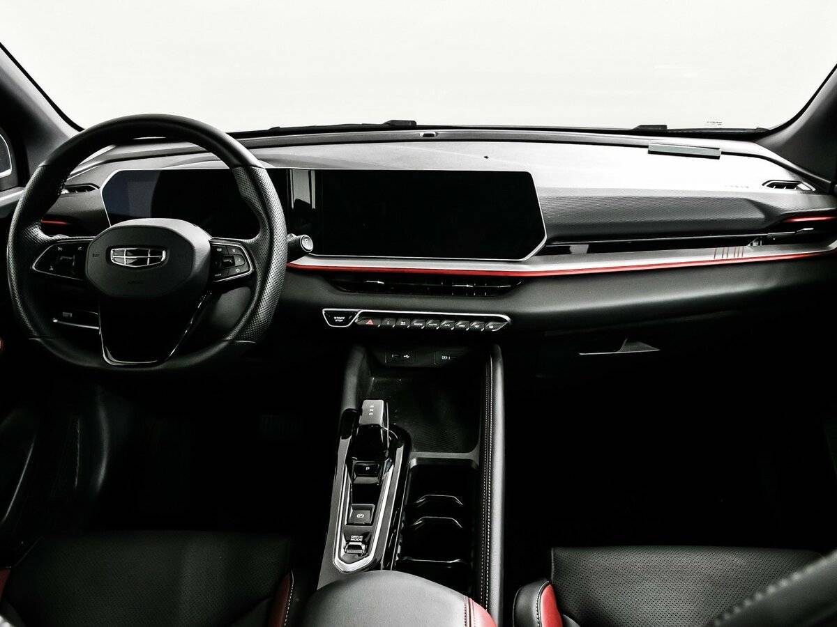 Geely Coolray б/у, 2024, Роботизированная. Фото: #10