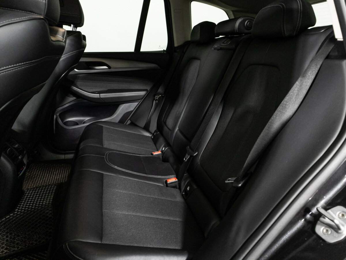 BMW X3 б/у, 2018, Автоматическая. Фото: #9