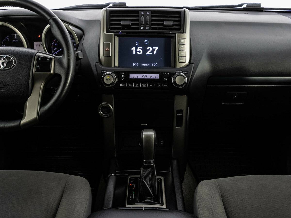 Toyota Land Cruiser Prado б/у, 2013, Автоматическая. Фото: #13