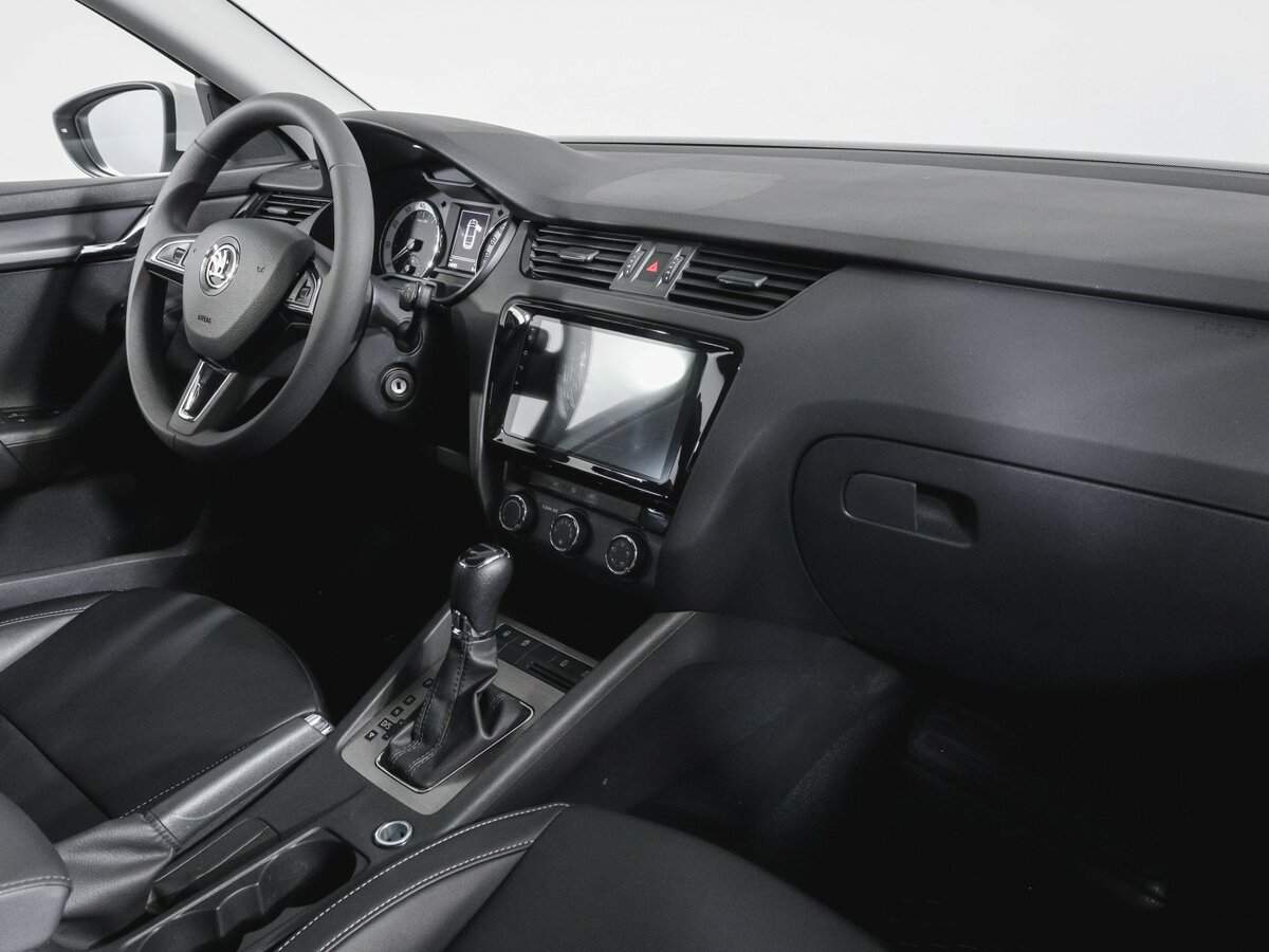 Skoda Octavia б/у, 2023, Автоматическая. Фото: #5