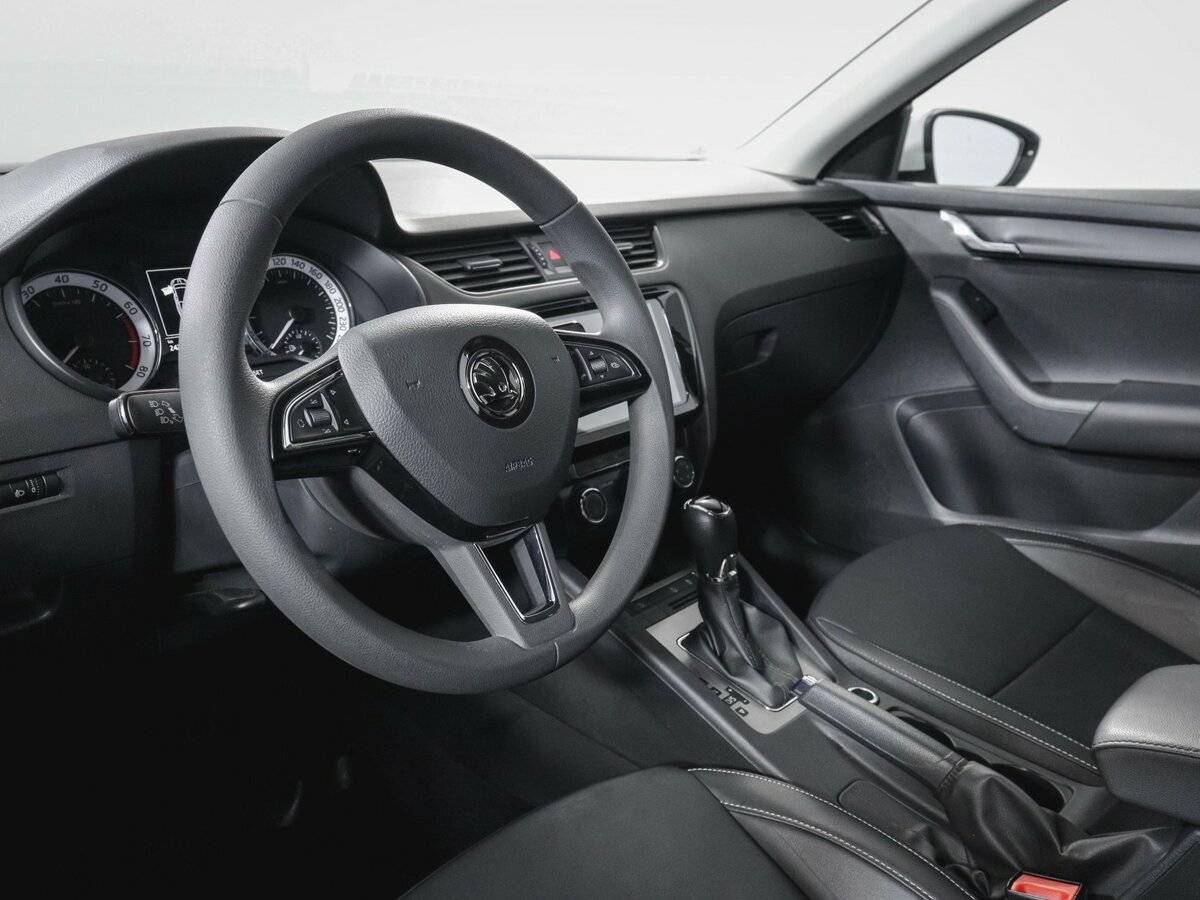 Skoda Octavia б/у, 2023, Автоматическая. Фото: #10
